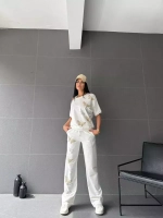 костюм с принтом бабочек