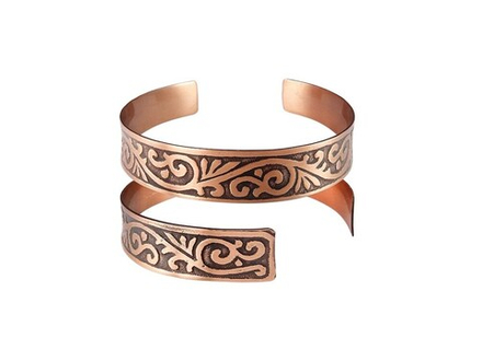 Медный браслет, пластинчатый. Длина 18,5 см.