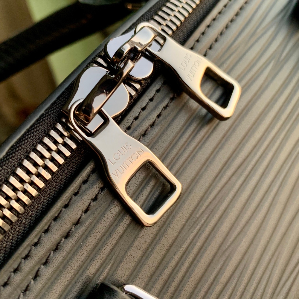 Louis Vuitton Keepall 50