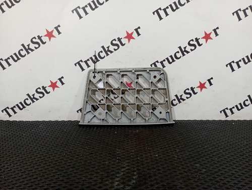 Площадка подножки левая 2023г.