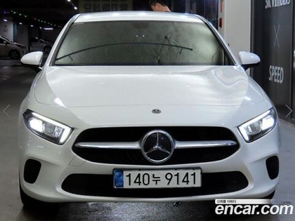 Mercedes-Benz A-Class W177 A200d Sedan (01.2021)