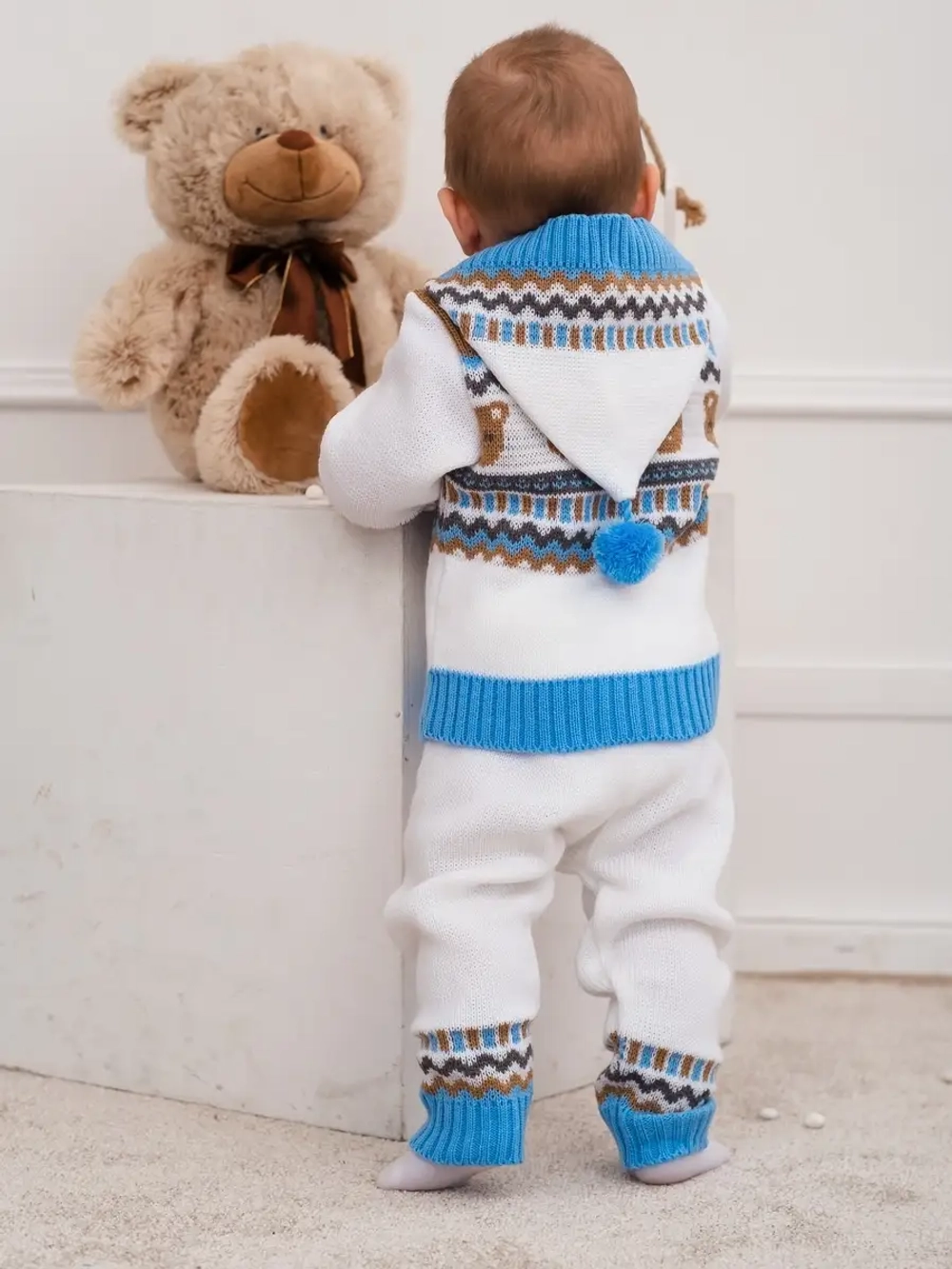 Костюм вязаный для малышей для новорожденных "Мишки"