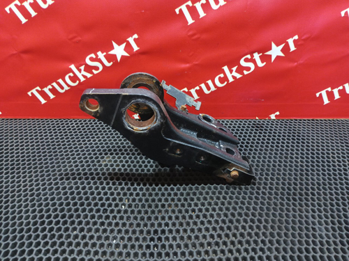 Кронштейн торсиона кабины правый 2023г.