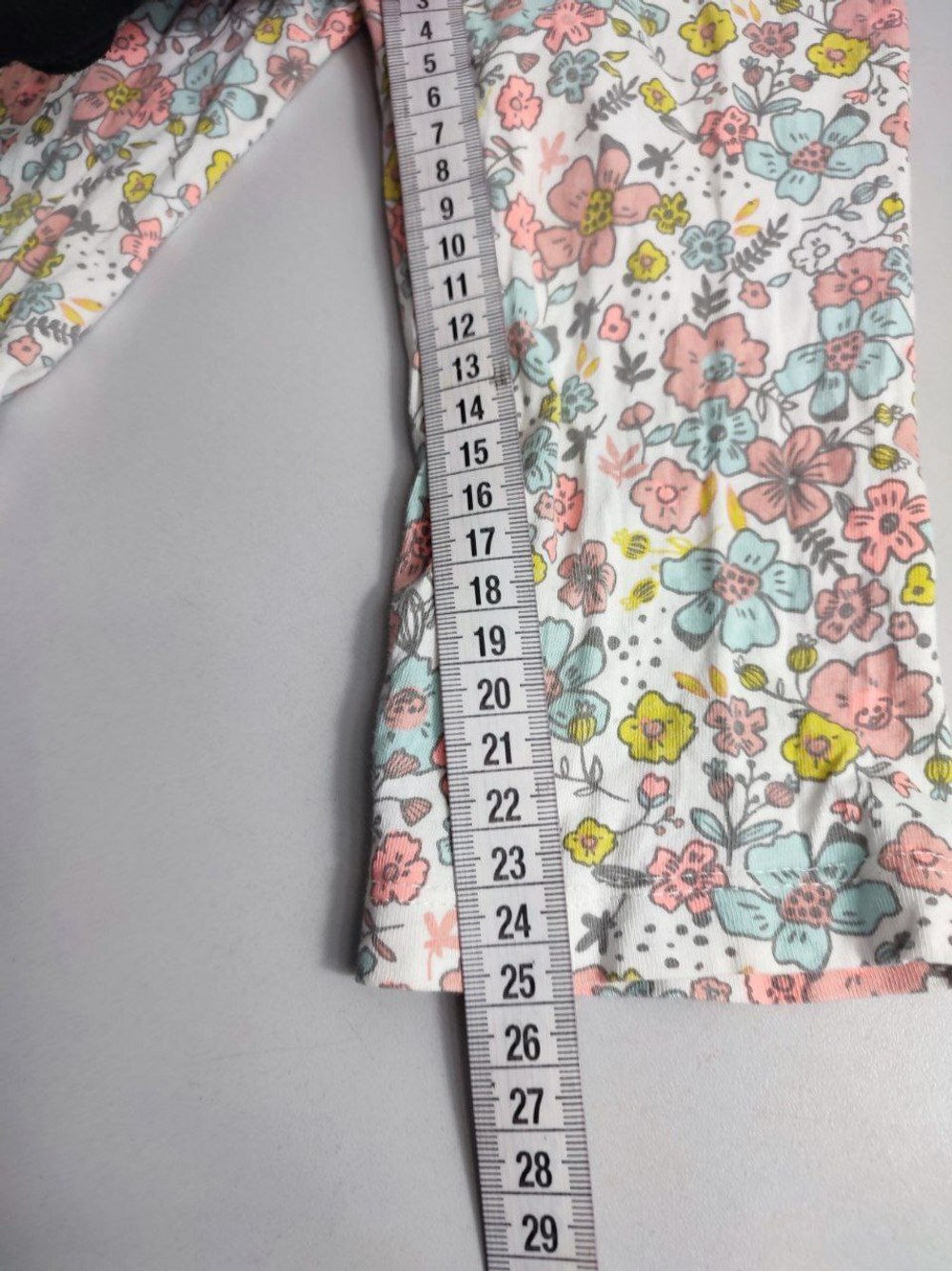 Лосины в цветочек на 3/4 года