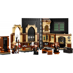 LEGO Harry Potter - Моменты Хогвартса: класс защиты от темных искусств 76397