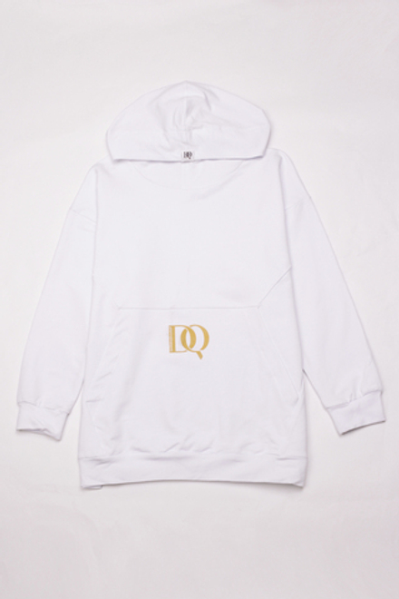 "DQ" white hoodie