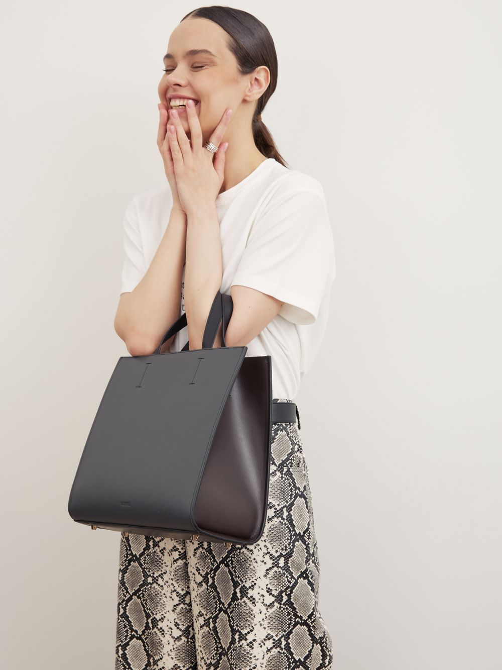 ШОППЕР КВАДРАТНЫЙ ЧЕРНЫЙ|ГРАФИТ|Т.КОРИЧНЕВЫЙ