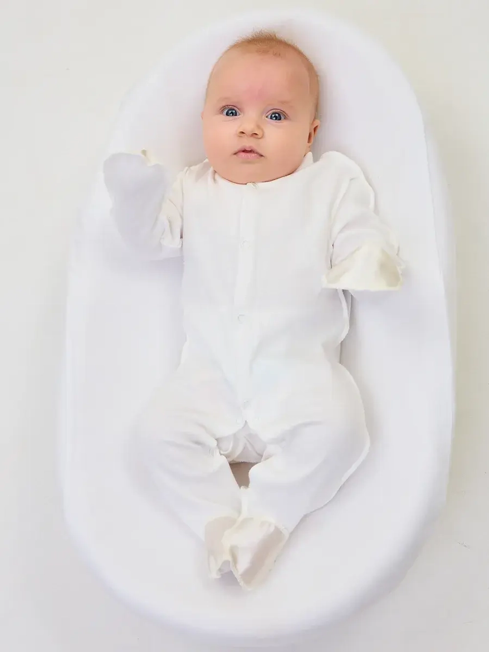 Конверт на выписку новорожденного