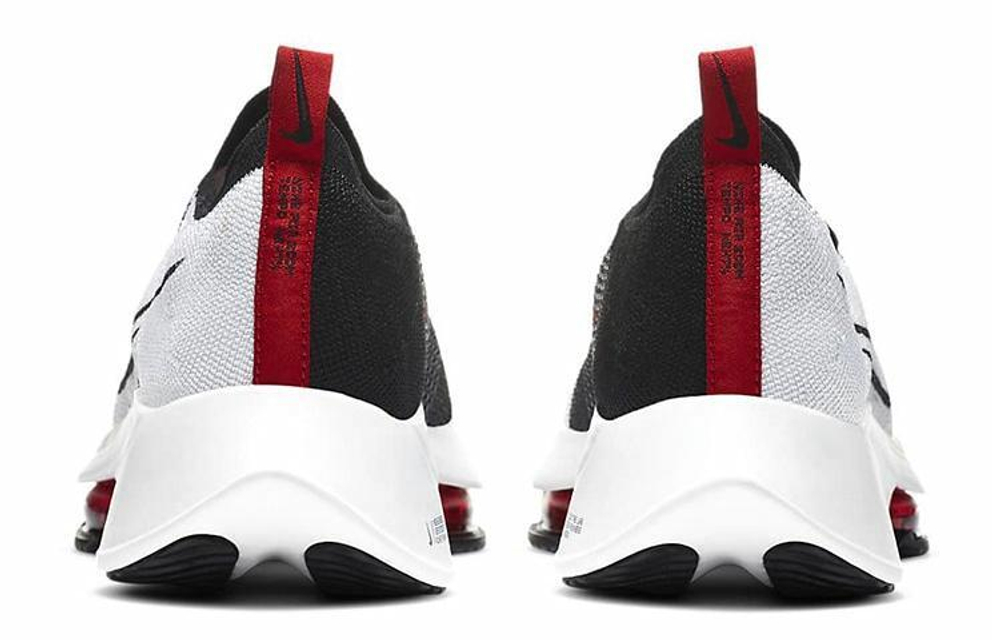 Кроссовки Nike Air Zoom Tempo Next