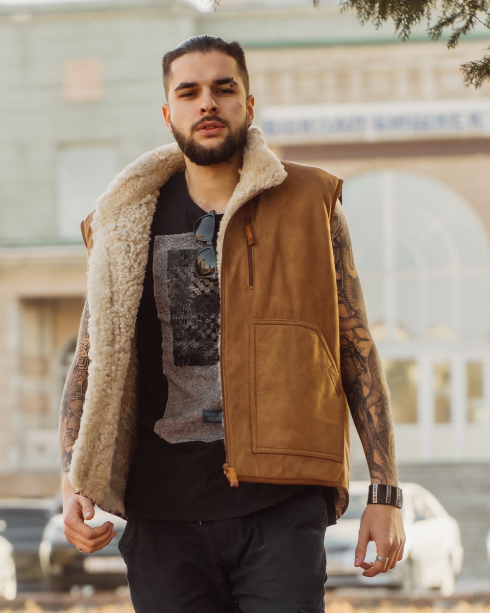 мужская из овчины коричневый