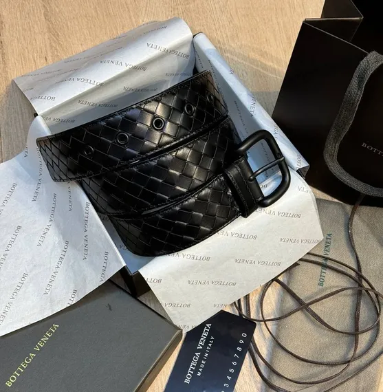 Ремень Bottega Veneta 4 см, черный.