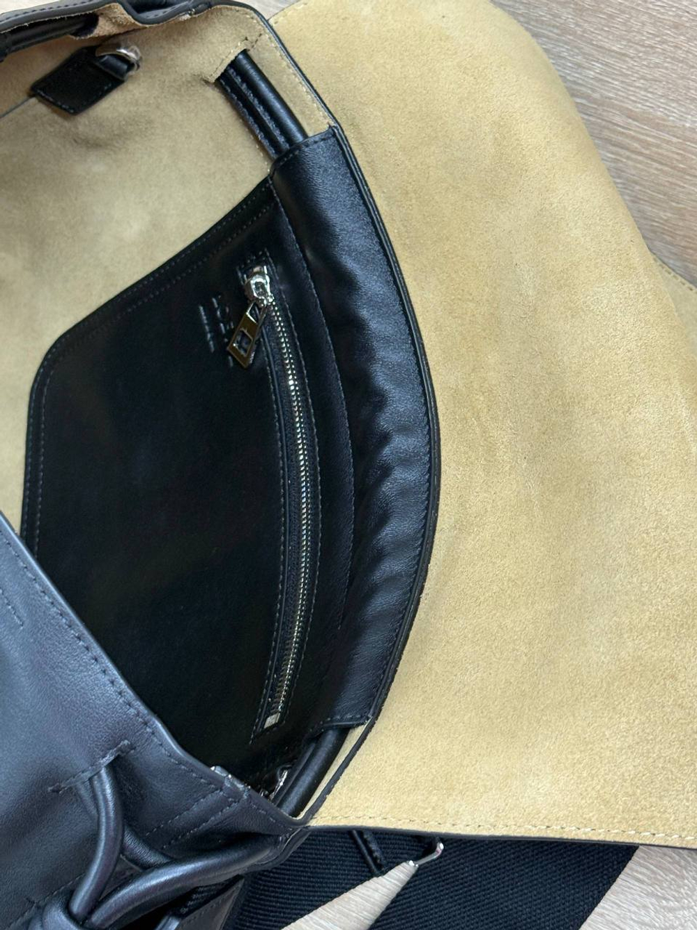 Сумка-мессенджер Loewe