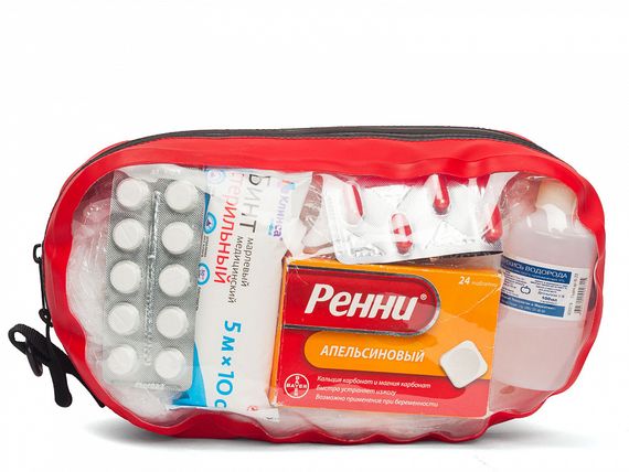 Аптечка влагозащищенная Sargan Санитарка большое окно с D-кольцом 2 литра