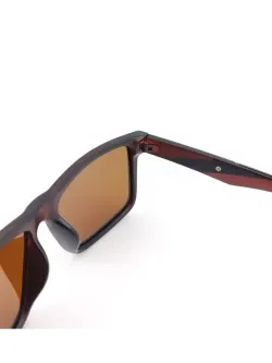 Солнцезащитные очки с поляризацией