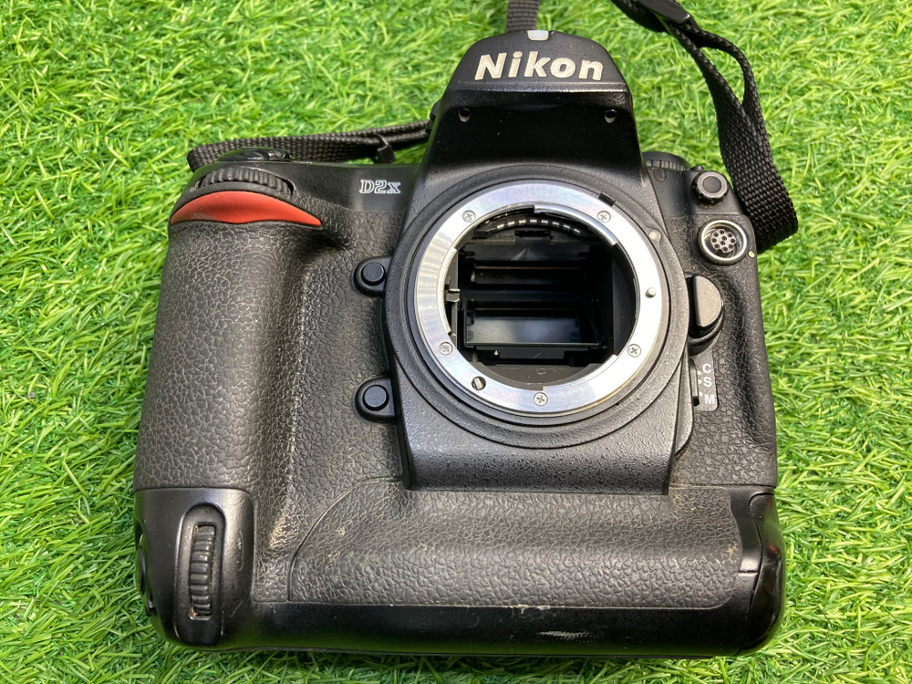 Nikon D2X Покупка/Продажа