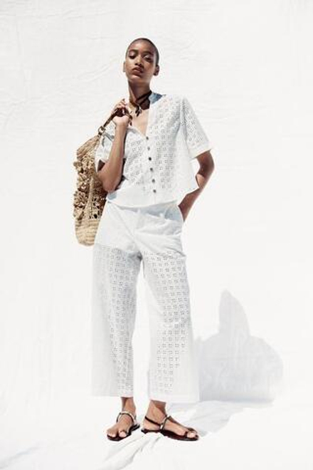 ZARA БРЮКИ-КЮЛОТЫ С АЖУРНОЙ ВЫШИВКОЙ, БЕЛЫЙ