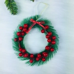 Венок хвойный «Спелая ягода» d-16 см