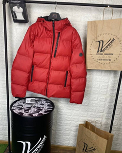Пуховик Moncler Red