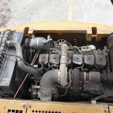 Ремонт двигателя экскаваторов