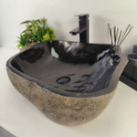 Раковина из речного камня RS-64906 51*45*15 0857