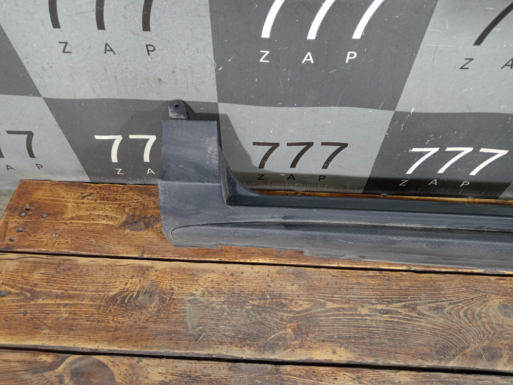 Подножка порога левого Geely Coolray 19-нв Б/У Оригинал 6073056100