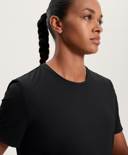 Oysho Футболка из технологичной ткани с короткими рукавами, черный