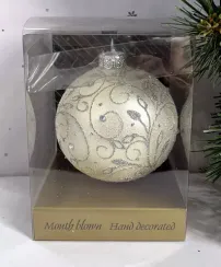 Стеклянный шар Серебряная сказка, 1 шт., белый, Irena CO (91713)