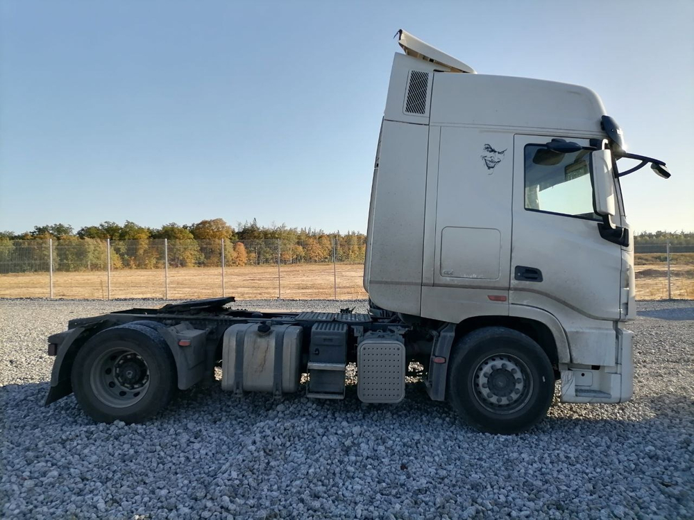 DongFeng GX 4x2 Седельный тягач DFH4180 (Дизельный, 13,0 л, 509 л.с., АТ)
