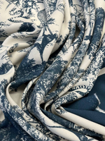 Вискоза Dior молочная с темно-синим дизайнерским принтом