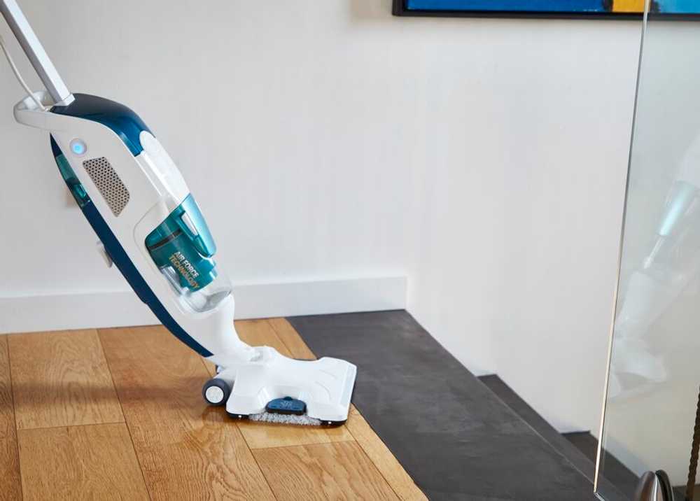 Паровой пылесос Tefal Clean & Steam Revolution VP7777WH