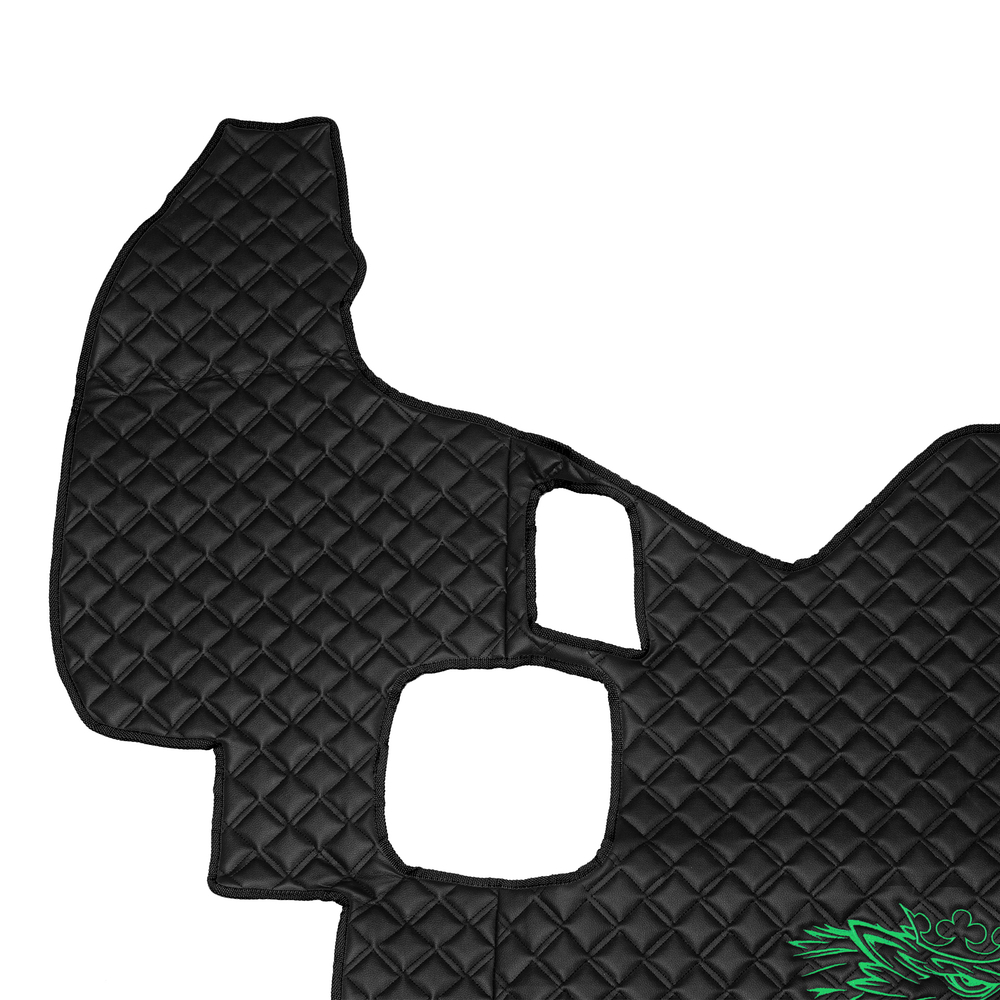 Ковры SCANIA 5 серии P (механика), (экокожа, черный, черный кант, зеленая вышивка)