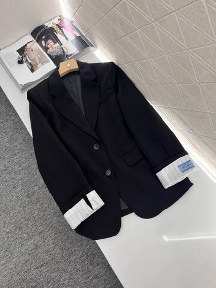 Костюм Prada