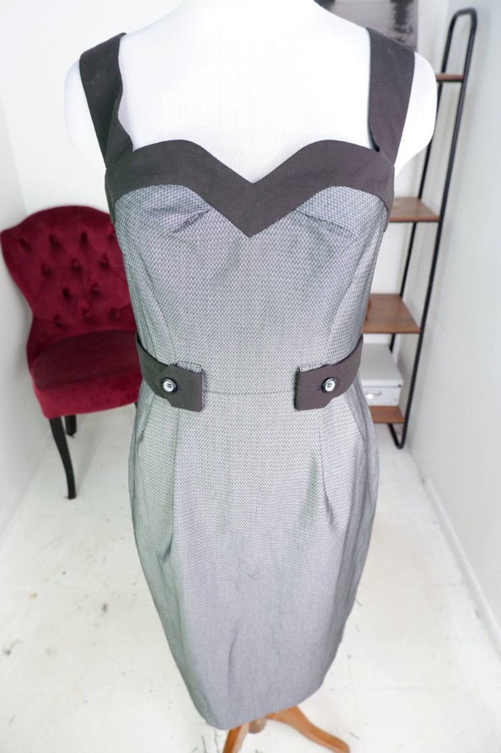 Платье Панинтер для делового образа, визуально на 48 размер