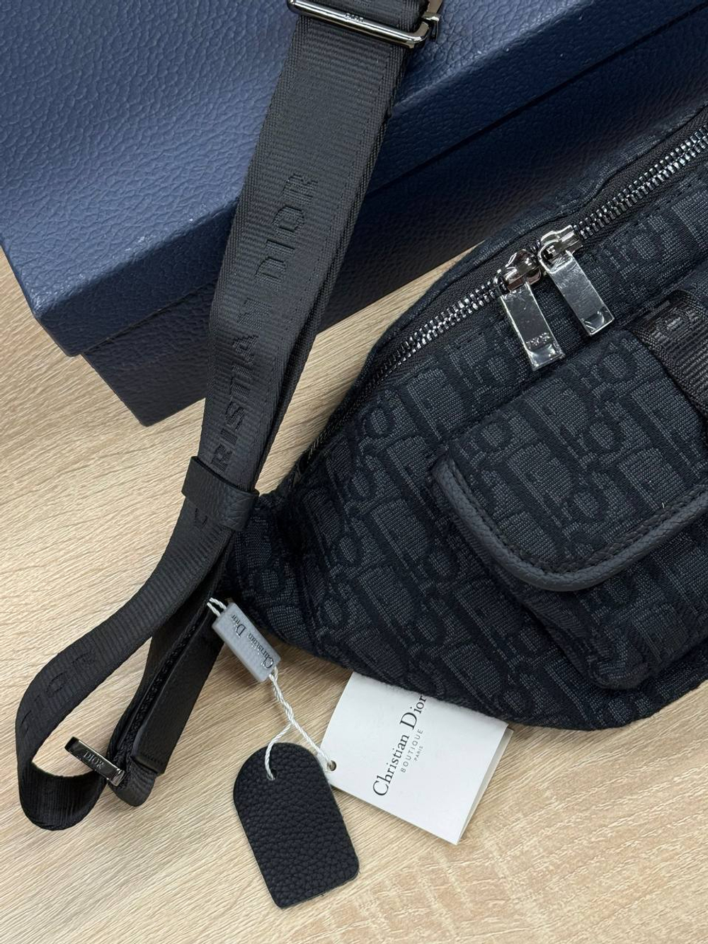 Поясная сумка Dior