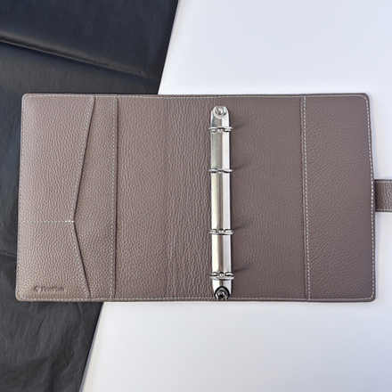 Обложка А5 на хлястике (4 кольца)