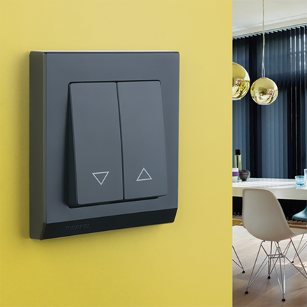 Выключатель жалюзи (черный)