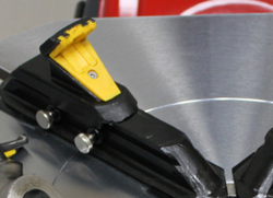 DL55 Пластиковая накладка на кулачки L (Жёлтая)