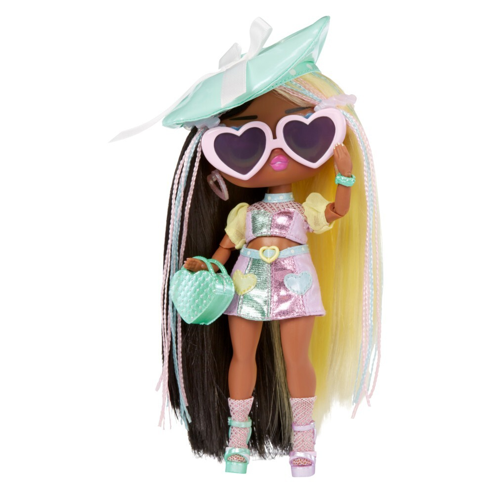 LOL SURPRISE - Кукла LOL Tweens Darcy Blush Series 4 588740 / артикул   588702EUC 588740  / GTIN 035051588740