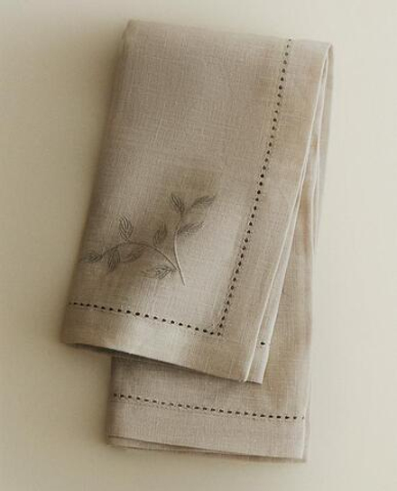 ZARA HOME НАБОР САЛФЕТОК С ВЫШИВКОЙ (2 ШТ.), СИНИЙ