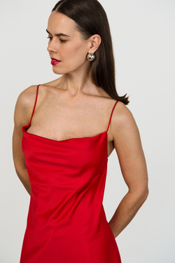 Платье- комбинация с открытой спиной