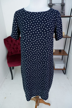 Платье Paquito лаконичное 46 размер