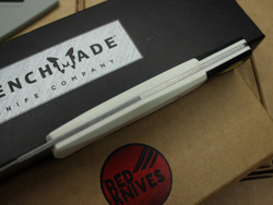 Нож Benchmade Station Knife - белая рукоять G10 , клинок стоунвош