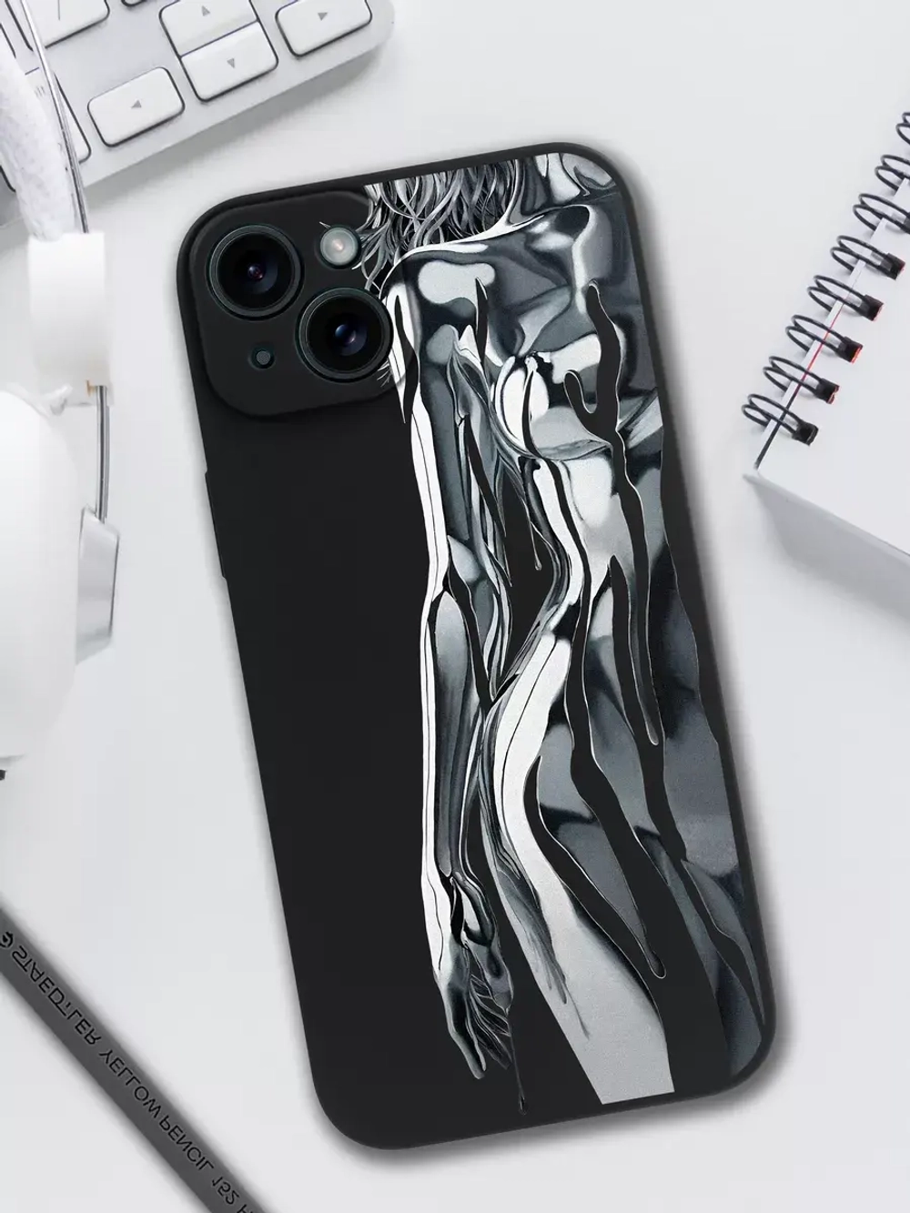 Чехол на iPhone 15 Plus с принтом