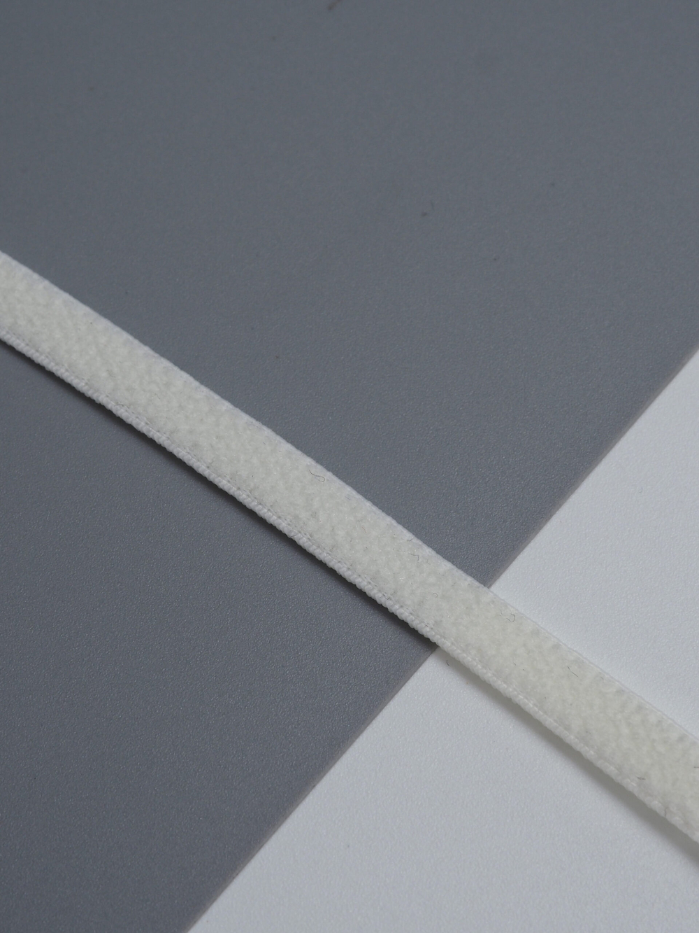 Резинка бретелечная шампань глянцевая ширина 5 мм