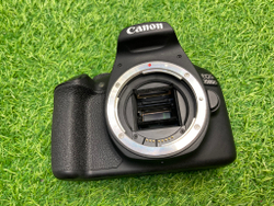 Canon 2000D Kit 18-55mm 3.5-5.6 III 10.400 кадров