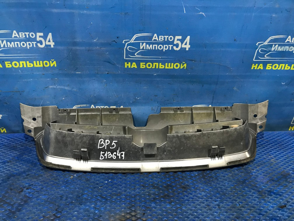 Решетка радиатора SUBARU LEGACY 2003-2006