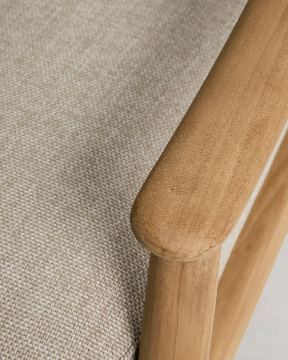 Уличное кресло Elunda из тикового дерева и бежевой веревки