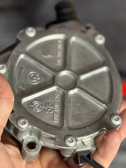 Вакуумный насос BMW N20 F20 F30 11667640279