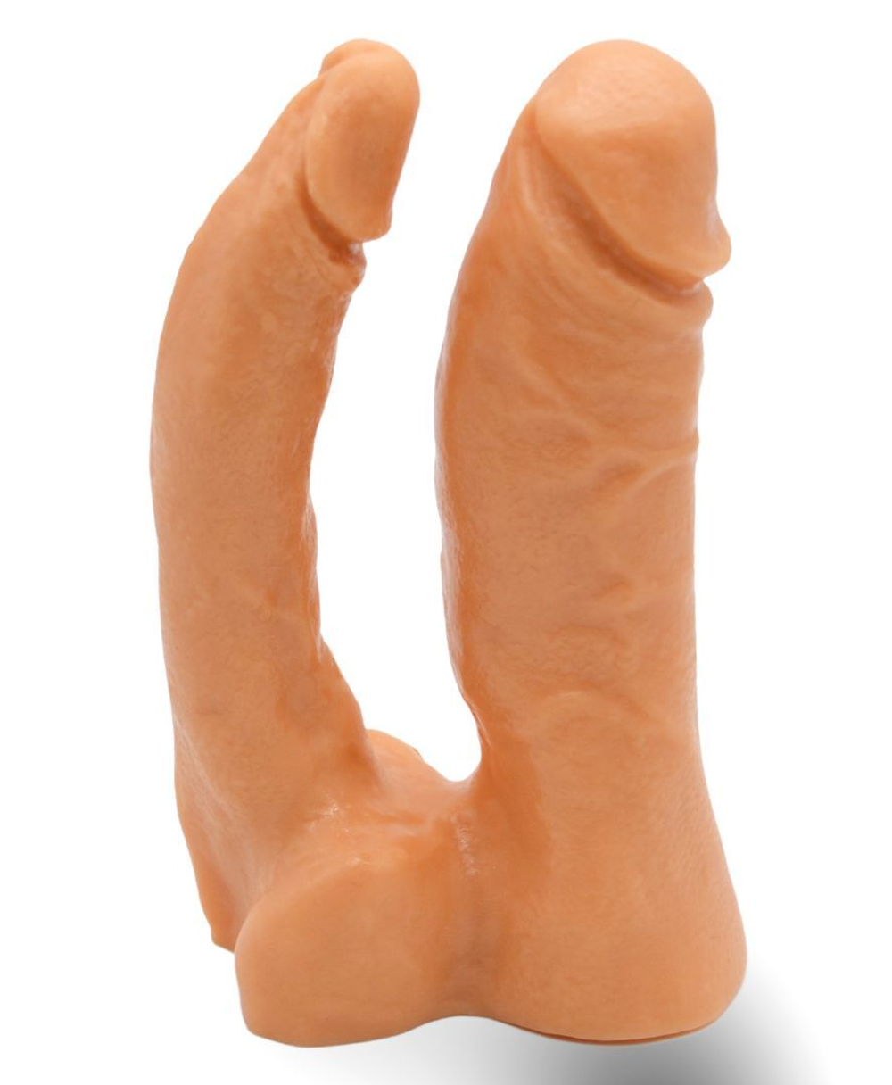 Двойной фаллоимитатор на трусиках с плугом - 15 см. (Цвет: телесный)