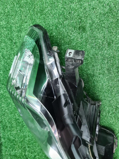 Фара левая Toyota LC Prado 150 (2013-2017) LED